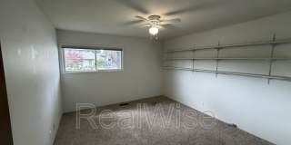 710 NW Midland Ave Gallery 31