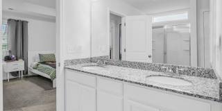 329 Hartland Place Gallery 23