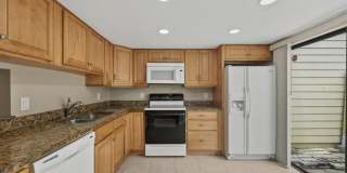 402 Lakewood Court Gallery 30