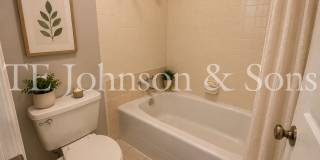 Spacious One Level Home with Den, Granite Kitchen Island, and 2 Car Carport Gallery 37