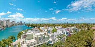 6101 Aqua Ave Gallery 28