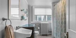 14 Dearborn Street Gallery 21