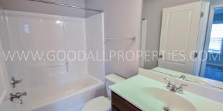 2 Bedroom 2.5 Bath end unit Townhome in West Des Moines with attached garage Gallery 14