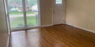 Renovated 3 Bedroom Home with fenced in back yard Gallery 4