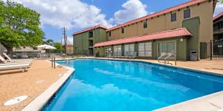 Kensington Court Gallery 118