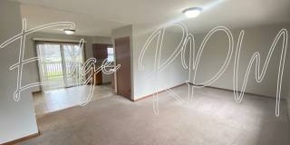 Now Available – Cozy 3 Bed / 2 Bath Ranch! Gallery 3