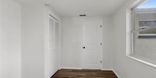 5165 GREENWOOD STREET Gallery 30