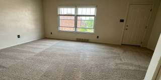 Beautiful Two Bedroom Townhouse in Plum! Equipped Kitchen, Patio & More! Call Today! Beautiful Two Bedroom Townhouse in Plum! Equipped Kitchen, Patio & More! Call Today! Gallery 3