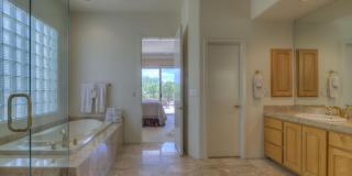 34125 N BOULDERS Parkway Gallery 20