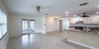 3/2/1 car garage in S. Ft. Myers Off Cypress Lake! Gallery 13