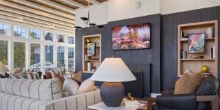 Colina WeHo Gallery 9