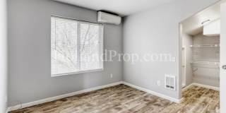 Beautiful 3-Level Hillsboro Townhouse in Quiet Cul-de-sac! Gallery 11