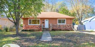 3 Bedroom Home in Bloomington Gallery 1