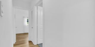 701 Appleby Street Gallery 32