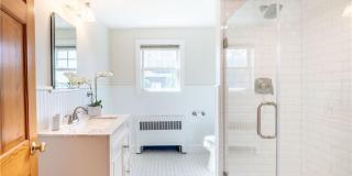 573 Wolcott Avenue Gallery 22