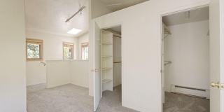311 Midland Avenue Gallery 16