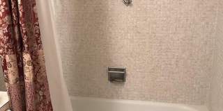 210 Horizon Street E Gallery 21