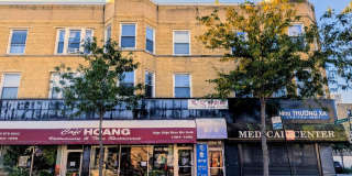 1067 W Argyle Street Gallery 1