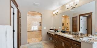 Executive-Level Rental Offering in SW Woodbury — Space, Privacy & High-End Finishes Gallery 16