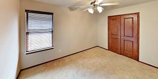 Very Nice 3 Bedroom 2.5 Bathroom House + Office Gallery 13