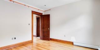 4 Glade St Gallery 19
