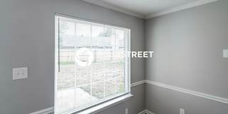 6595 Shaker Lane Gallery 13