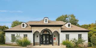 The Brentwood Gallery 24