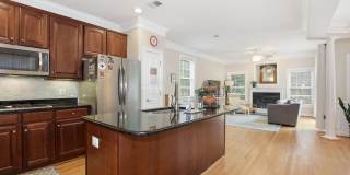 3826 ELMWOOD TOWNE Way Gallery 10