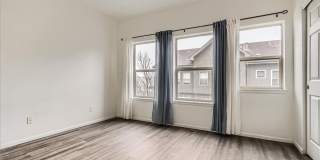 Remodeled Townhome with oversize 2 CAR GARAGE and storage Gallery 19