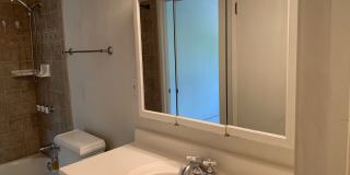 Adorable 3 Bed 1.5 Bath Covell Commons Condo ( fall Rental ) Gallery 17