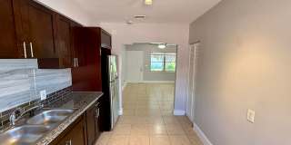 1467 NW 53rd St # 1 Gallery 12