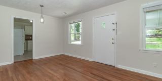 2709 Hazel St Gallery 8