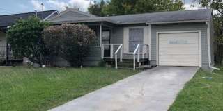 3103 Poplar-House Gallery 1