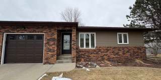 Fully Furnished 3 Bed 2 Bath! Gallery 1