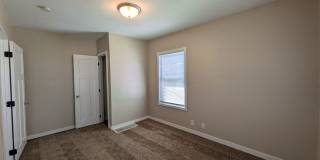 Pet friendly 3 Bedroom, 1 Bathroom home! Gallery 22