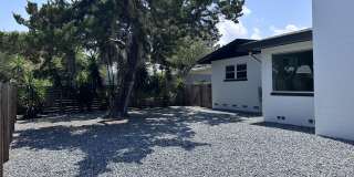 113 Coronado St Gallery 22