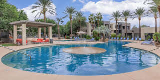 Riverwalk Luxury Apartments Gallery 3