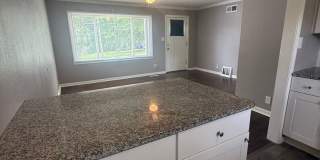 Charming 2-Bedroom, 1-Bath Home in Raytown, MO – Modern Finishes & Spacious Yard! Gallery 5