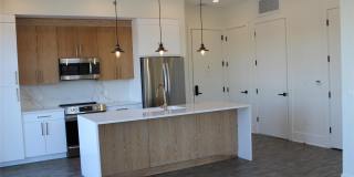 331 E Main Gallery 4
