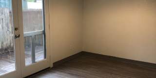 Nice 2 Story 3 Bedroomd 2 Bathrooms-Townhome Gallery 7