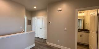 4 BEDROOM SANDHOLLOW TOWNHOME FOR RENT! Gallery 15