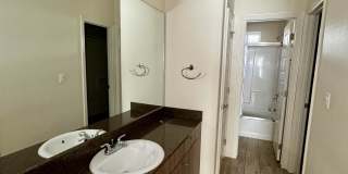 3913 Hawthorne Avenue - 1 Gallery 6