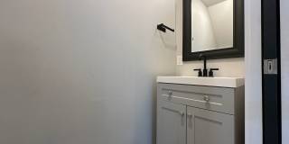 Newly Renovated 2 Bed, 2.5 Bath Furnished Home in Columbus Gallery 23