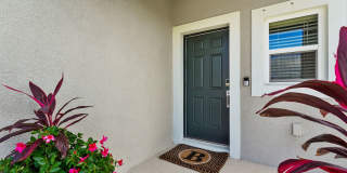 Beautifull Furnished Townhome - Nokomis - 2 Bedroom 2.5 bath plus office -1 Car Garage Gallery 5