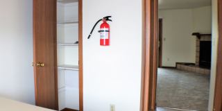 $1,550 | 3 Bedroom, 2.5 Bathroom Townhome | No Pets | Available for August 1st, 2026 Move In! Gallery 11