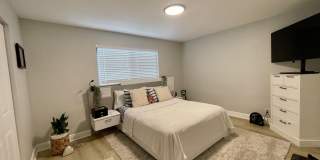 1930 SW 28th Street Gallery 19