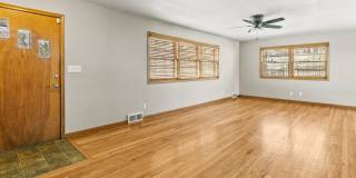 5518 Woolworth Avenue Gallery 23