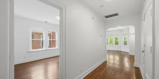 2739 W Lunt Avenue Gallery 5