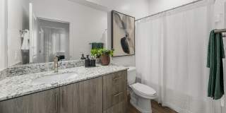 Elux at McQueen Gallery 15