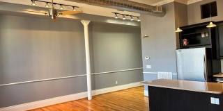 52 Biltmore Avenue Gallery 7